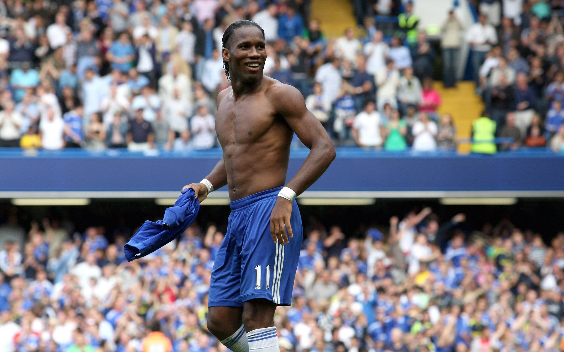 曼城主场再胜布伦特福德，德布劳内送出三次助攻，曼城中场德布劳内